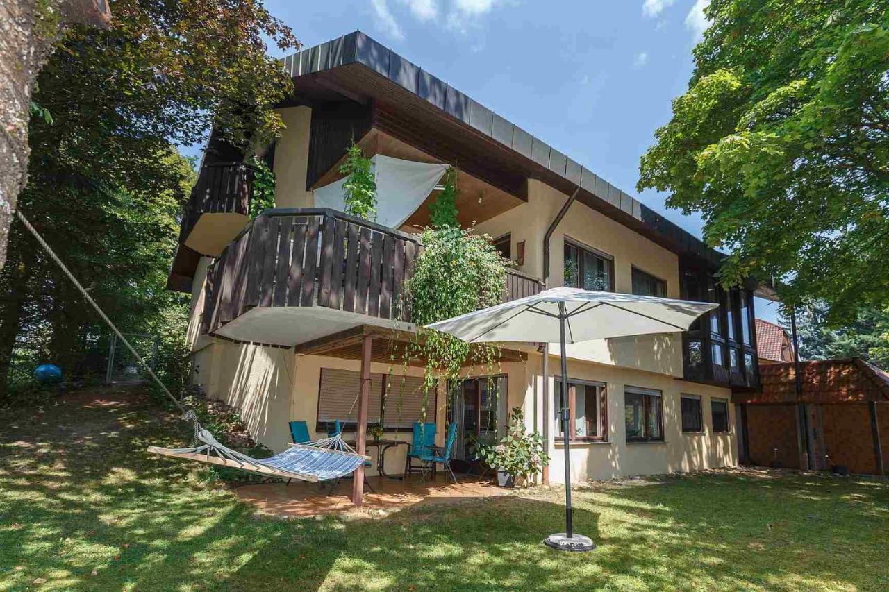 Elw, Sep. Eingang, Ueberdachte Terrasse, Naehe Backnang Althutte Exterior foto
