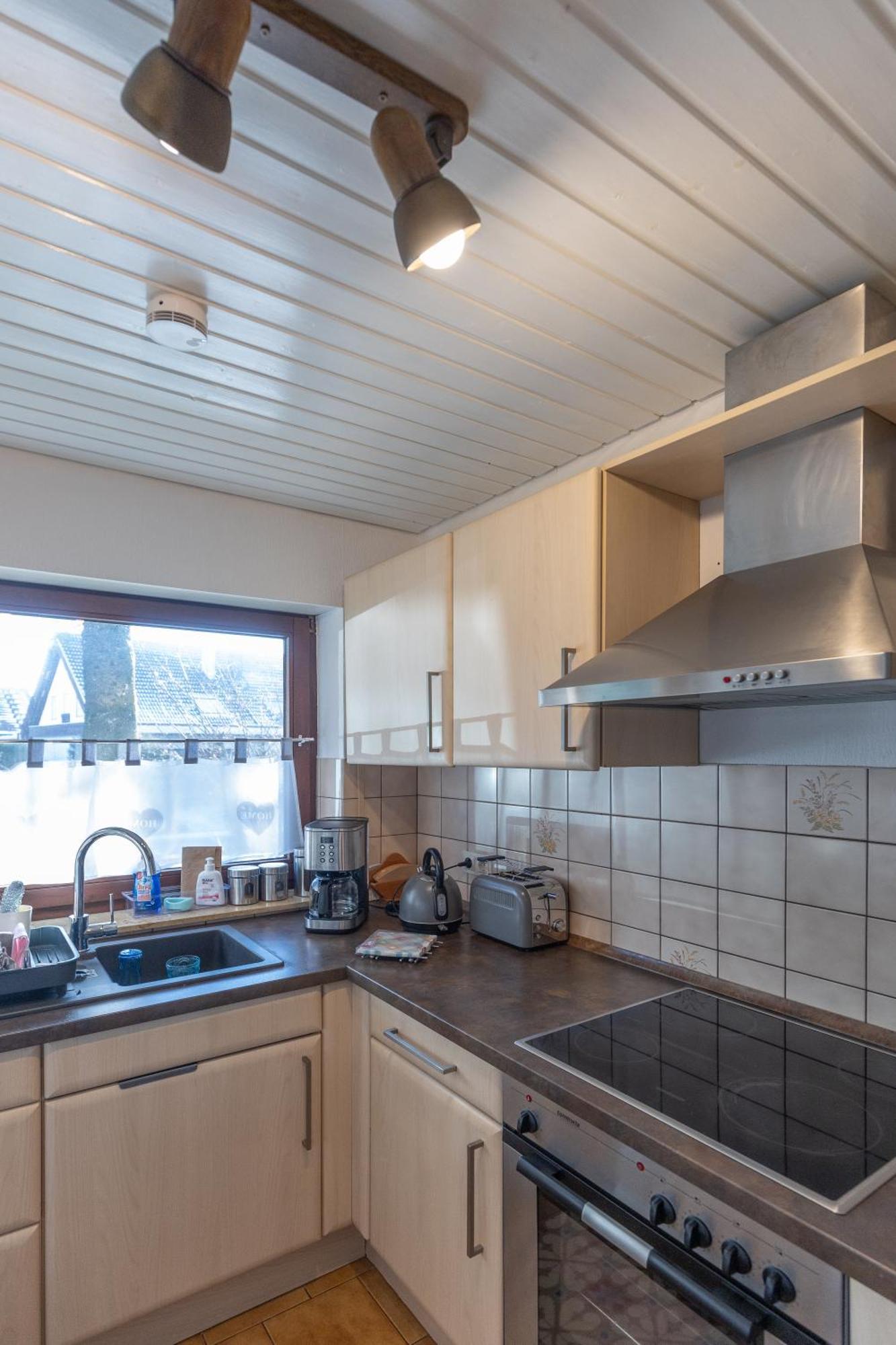 Elw, Sep. Eingang, Ueberdachte Terrasse, Naehe Backnang Althutte Exterior foto