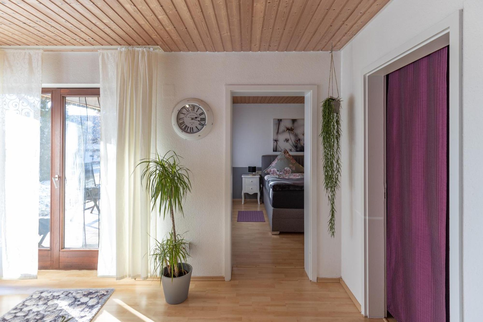 Elw, Sep. Eingang, Ueberdachte Terrasse, Naehe Backnang Althutte Exterior foto
